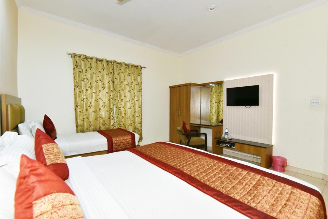 Hotel B-Comfort Amritsar Exterior foto