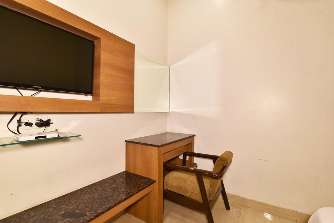 Hotel B-Comfort Amritsar Exterior foto